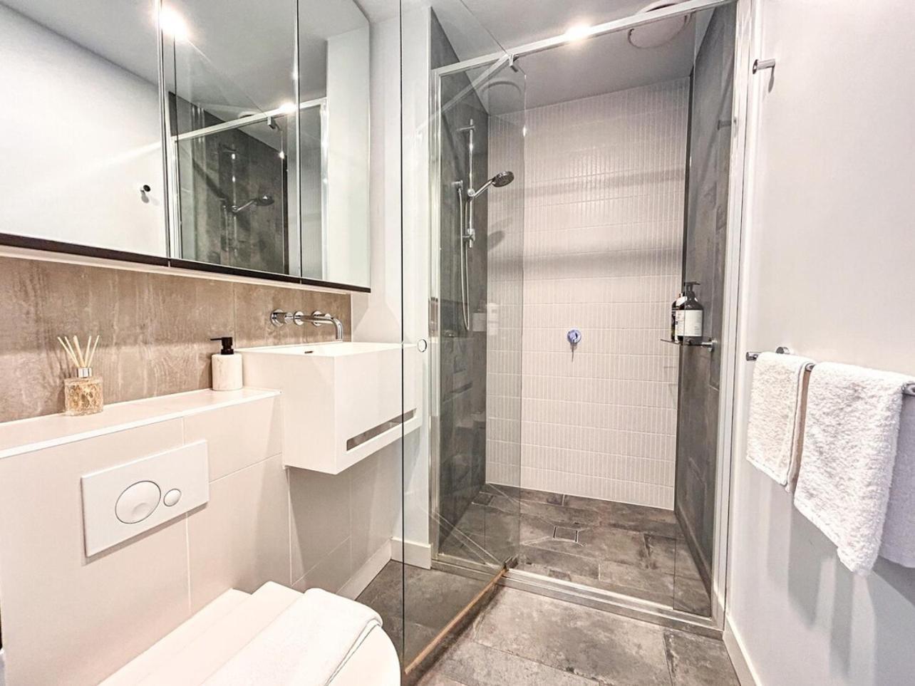 Dreamy View On High Level 2Br1Ba Apt Cbd Poolgy Мелбърн Екстериор снимка